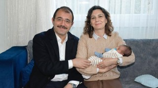 Kaymakam Dolu ve Eşinden “Hoş Geldin Bebek” Ziyareti