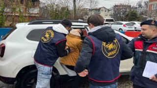 Kesinleşmiş hapis cezası bulunan 5 şüpheli, jandarma ekiplerince yakalandı