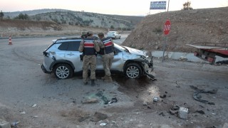 Kiliste kontrolden çıkarak savrulan araç kaza yaptı: 9 yaralı