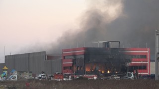 Kırklarelinde oyuncak fabrikasındaki yangın kontrol altına alındı