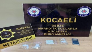 Kocaelide 2 ayrı uyuşturucu operasyonunda 4 şüpheli yakalandı