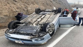 Konyada hakemleri taşıyan otomobil devrildi, amatör maç ertelendi
