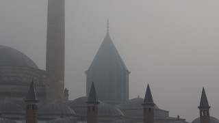 Konyada yoğun sis etkili oldu