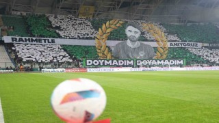 Konyaspor - Fenerbahçe maçında Ahmet Çalık anıldı