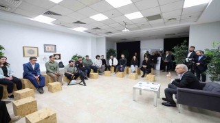 Küçükçekmece Belediye Başkanı Kemal Çebi gençlerle buluştu