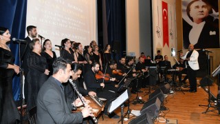 Kurtuluş Coşkusu Sahneye Taşındı