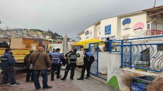 Kuşadası Balıkçılar Kahvesinde yenileme çalışmaları başladı