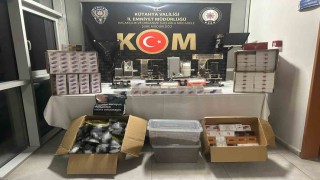 Kütahyada kaçak tütün operasyonu