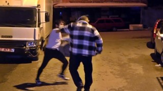 Mahallede yakmadığı yer kalmadı, kamyonette uyurken yakalandı