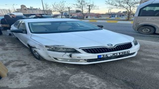 Mardinde otomobiller çarpıştı