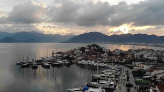 Marmariste yağışlı hava etkisini sürdürüyor