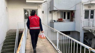 Menteşe Belediyesi 1 ton portakal dağıttı