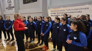 Merkezefendi Belediyesi kız basketbol takımları bölge şampiyonasına yükseldi