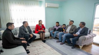 Mersin Büyükşehir Belediyesi öğretmenleri ev ziyaretlerini sürdürüyor