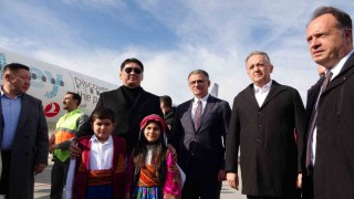 Moğolistan Cumhurbaşkanı Khurelsukh Ukhnaa Vanda