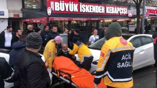 Motosiklet yayaya çarptı: 1 yaralı