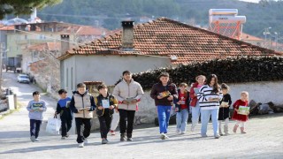 Muğla Büyükşehirden kırsaldaki çocuklara kitap desteği