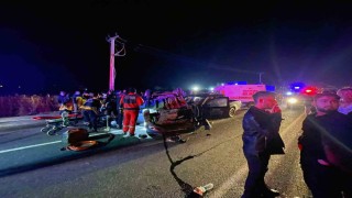 Muğlada araçlar birbirine girdi: Kaza yerine çok sayıda ambulans sevk edildi