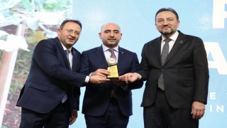 MÜSİADdan Başkan Bağlamışa tarım inovasyon ödülü