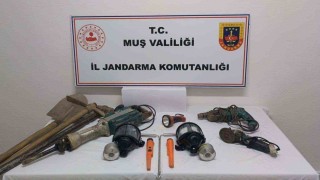 Muşta sit alanında kaçak kazı yapan 7 kişi yakalandı