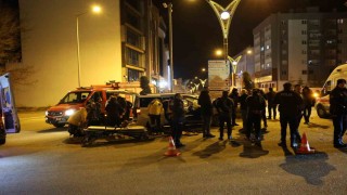 Nevşehirde otomobil ile hafif ticari araç çarpıştı: 9 yaralı