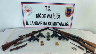 Niğdede jandarmadan uyuşturucu ve silah operasyonu