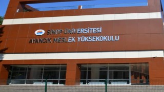 Öğrenci, Sinop Üniversitesi Ayancık MYOnun 5. katından atladı