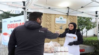 Öğrencilere sabah çorbası İnegöl Belediyesinden