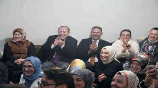 Öğretmen Akademilerinde köy seyirlik oyunları