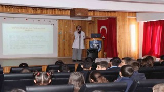 Oltuda ilkokul öğrencilerine verem haftası bilgilendirme eğitimi