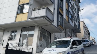 Önce dinî nikahlı eşini bıçakladı, ardından kayınpederini vurdu