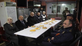 Orduda görevi başındaki personellerin yeni yılı kutlandı