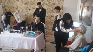 Osmaniye Huzurevi sakinlerine kuaför desteği