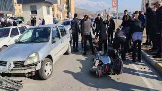 Otomobille çarpışan motosikletin sürücüsü ağır yaralandı