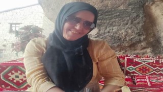 Öz oğlu tarafından tüfekle vurularak öldürülen anne toprağa verildi
