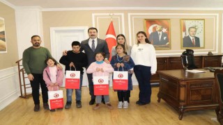 Özel öğrenciler Kaymakam Karaliyi ziyaret etti