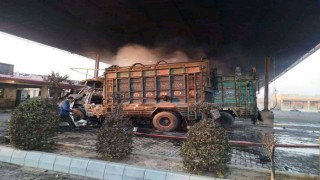 Pakistanda son iki günde ikinci kez LPG yüklü tanker patladı: 1 ölü, 4 yaralı