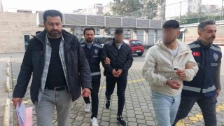 Parkta pompalı tüfekli saldırı: 3 yaralı