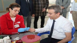 Sağlık İl Müdürü Bedirden kan bağışı konusunda örnek davranış