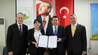 Sahiplenilen köpeklerin ilk aşısı ve muayenesi Osmangazi Belediyesinden