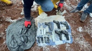 Şanlıurfada silah kaçakçılığı operasyonu: 9 gözaltı