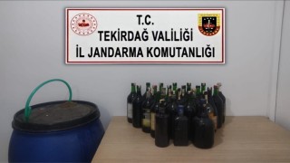 Sarayda el yapımı şarap ele geçirildi