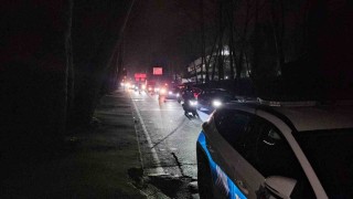 Sarıyerde hız yapan sürücü aracıyla ormanlık alana uçtu: 1 yaralı