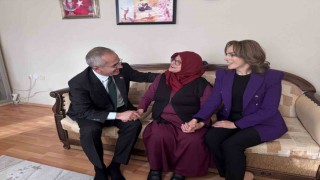 Şehit aileleriyle bir araya geldiler