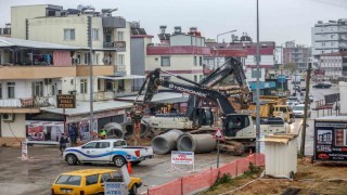 Şelale Mahallesinde drenaj hattı yenilendi