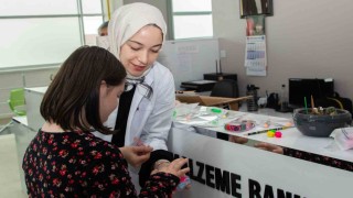 Selçuk Üniversitesinde özel çocukların diş tedavileri yapıldı