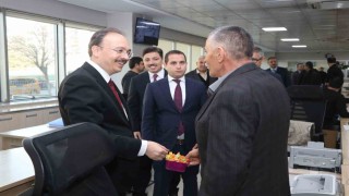 Siirt Valisi ve Belediye Başkan Vekili Kızılkaya, belediye personeli ile bir araya geldi