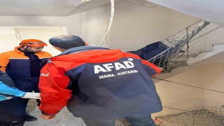 Siirtte inşaattan düşen inşaat işçisi hayatını kaybetti