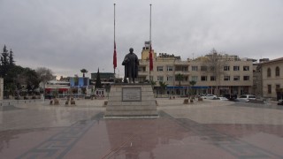 Sınırın sıfır noktasındaki Kiliste bayraklar yarıya indirildi