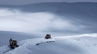 Şırnakta kar esareti sürüyor